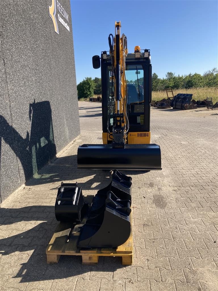 Bagger del tipo JCB 19 C 1 Sælges med garanti og 4 skovle, Gebrauchtmaschine en Ulfborg (Imagen 2)