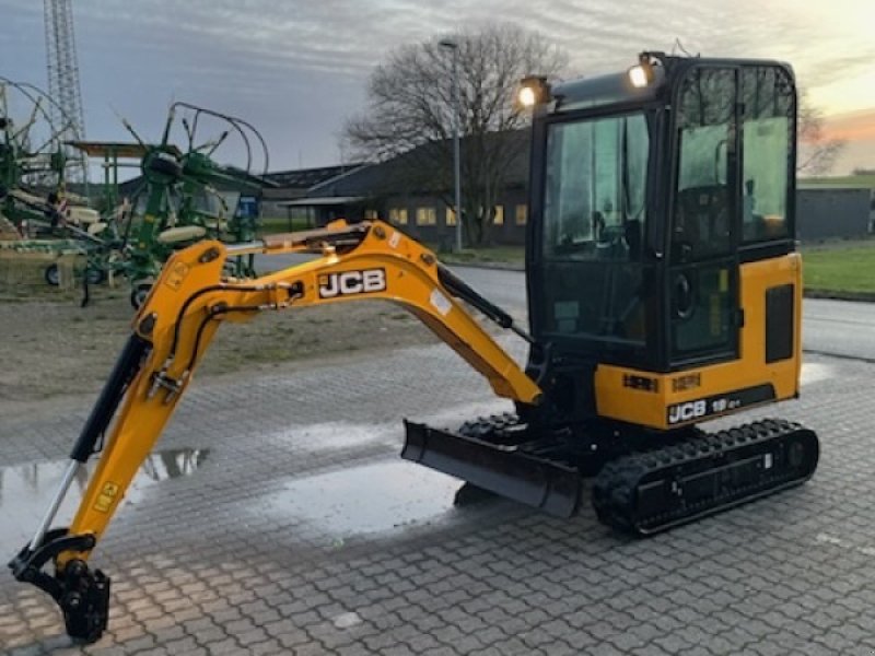 Bagger del tipo JCB 19 C 1 udskydelig undervogn og hydudtag, Gebrauchtmaschine en Kongerslev (Imagen 1)