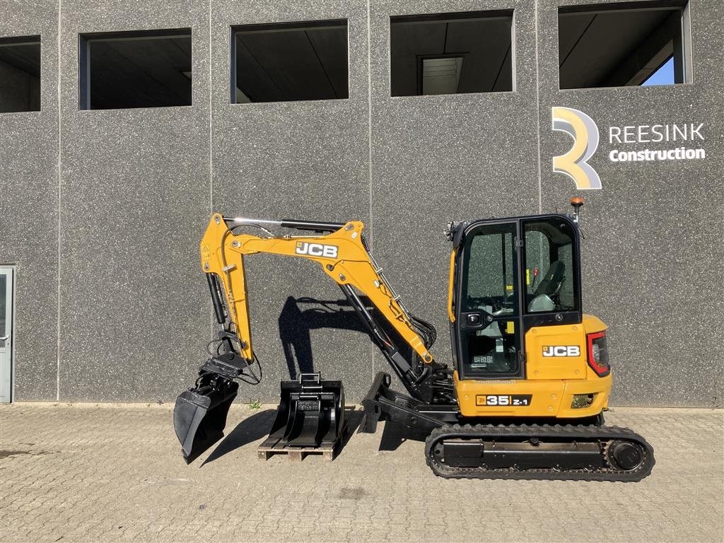 Bagger du type JCB 35Z-1 Ny serviceret og med 4 skovle, Gebrauchtmaschine en Ulfborg (Photo 1)