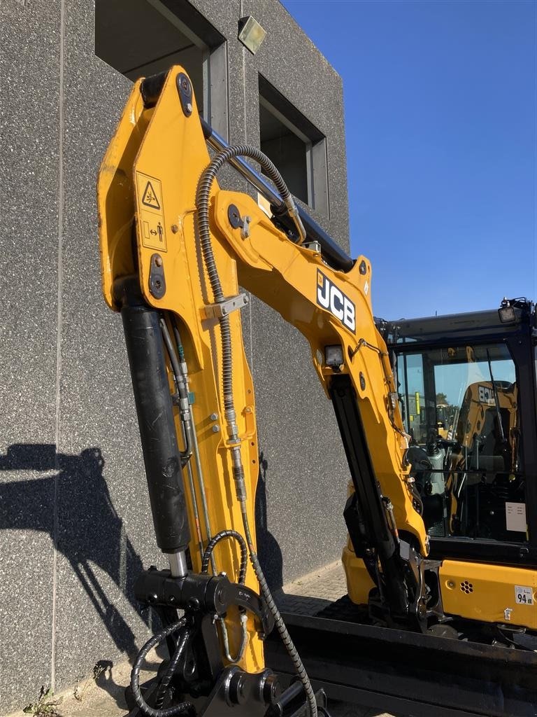 Bagger del tipo JCB 35Z-1 Ny serviceret og med 4 skovle, Gebrauchtmaschine In Ulfborg (Immagine 4)