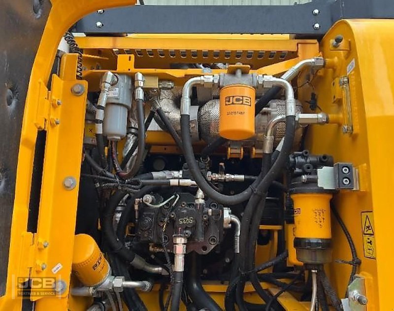 Bagger des Typs JCB JS20MH Umschlagbagger, Gebrauchtmaschine in Frechen (Bild 14)