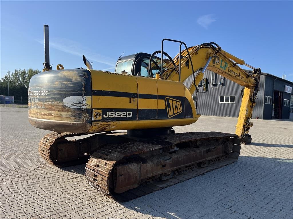 Bagger del tipo JCB JS220LC, Gebrauchtmaschine en Kalundborg (Imagen 5)