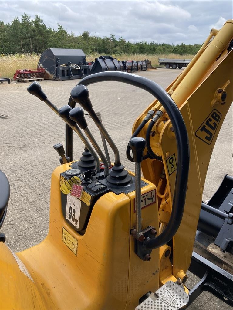 Bagger типа JCB MICRO Sælges med garanti & 4 skovle, Gebrauchtmaschine в Ulfborg (Фотография 4)