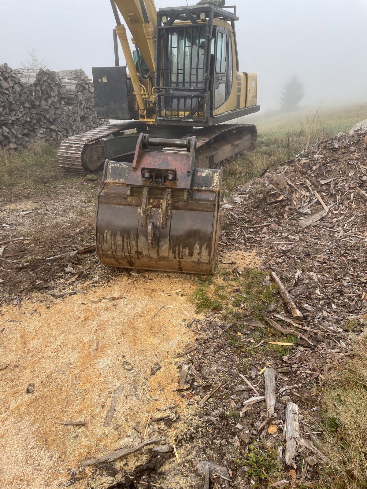 Bagger typu Komatsu PC 210 LC, Gebrauchtmaschine v Furtwangen im Schwarzwald (Obrázok 8)