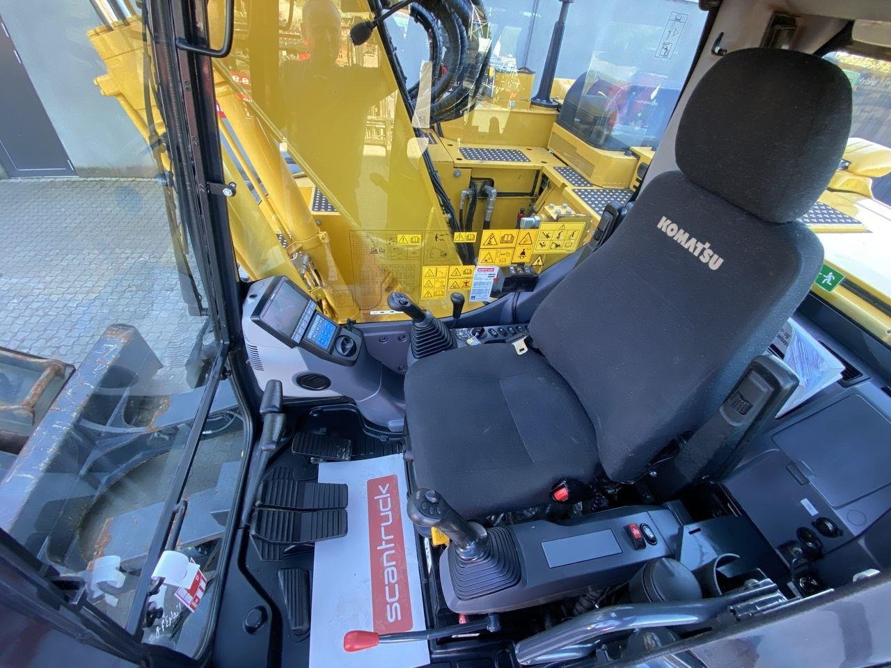 Bagger des Typs Komatsu PC138US-11, Gebrauchtmaschine in Skive (Bild 3)