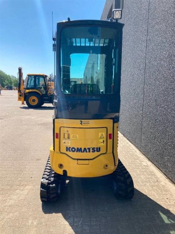 Bagger tip Komatsu PC16 R Med tre skovle - 880 timer, Gebrauchtmaschine in Ulfborg (Poză 4)