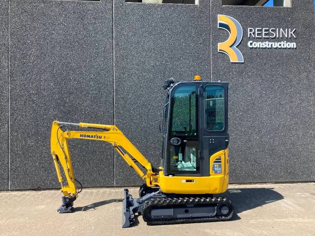 Bagger tip Komatsu PC16 R Med tre skovle - 880 timer, Gebrauchtmaschine in Ulfborg (Poză 1)