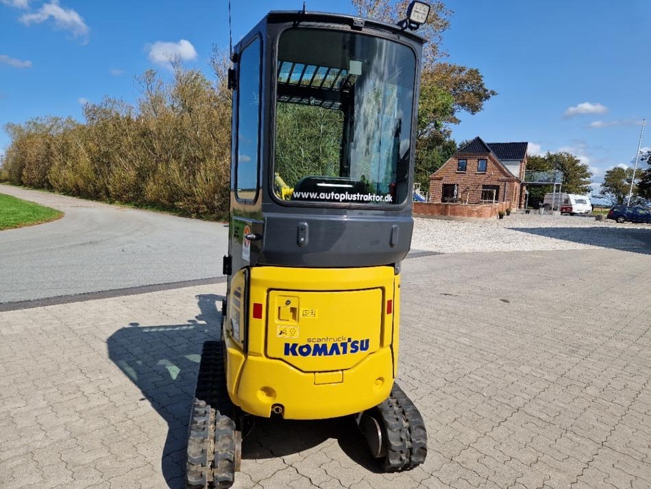 Bagger типа Komatsu PC16R-3HS, Gebrauchtmaschine в Vrå (Фотография 4)