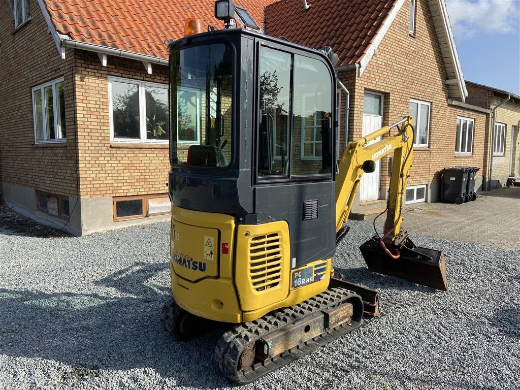 Bagger van het type Komatsu PC16R-3HS, Gebrauchtmaschine in Nyborg (Foto 2)