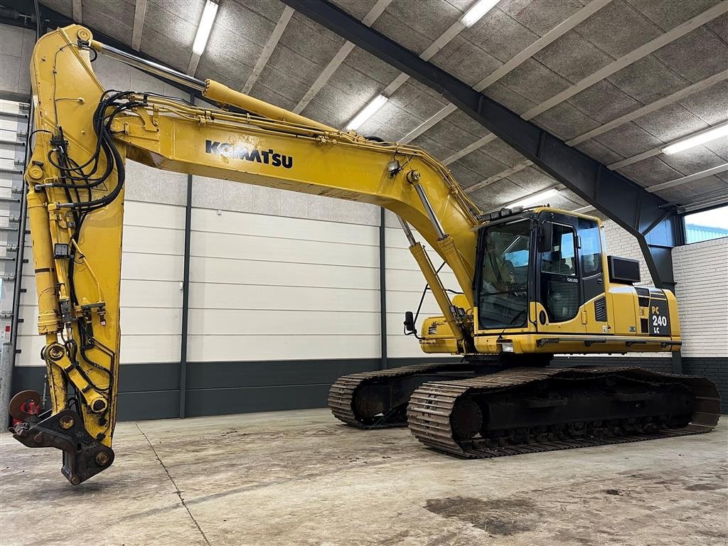 Bagger des Typs Komatsu PC240 LC-8 1000 timer. siden ny undervogn, Gebrauchtmaschine in Haderup (Bild 1)