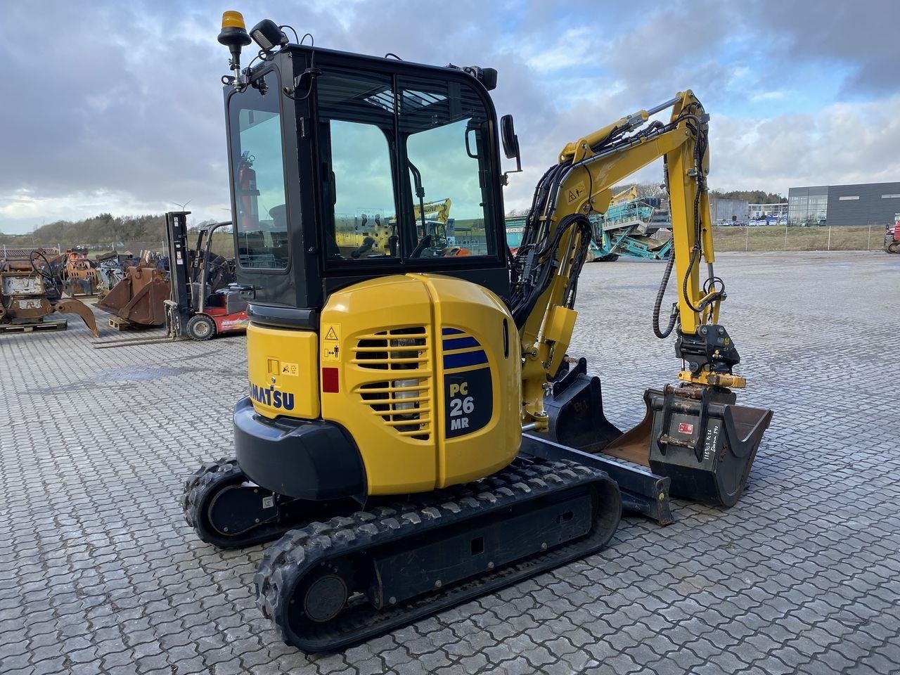 Bagger des Typs Komatsu PC26MR-5, Gebrauchtmaschine in Skive (Bild 4)