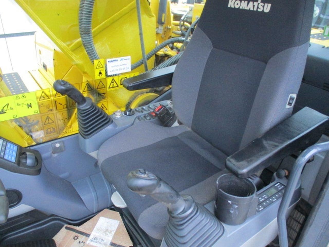 Bagger от тип Komatsu PC290LC-11, Gebrauchtmaschine в Skive (Снимка 8)