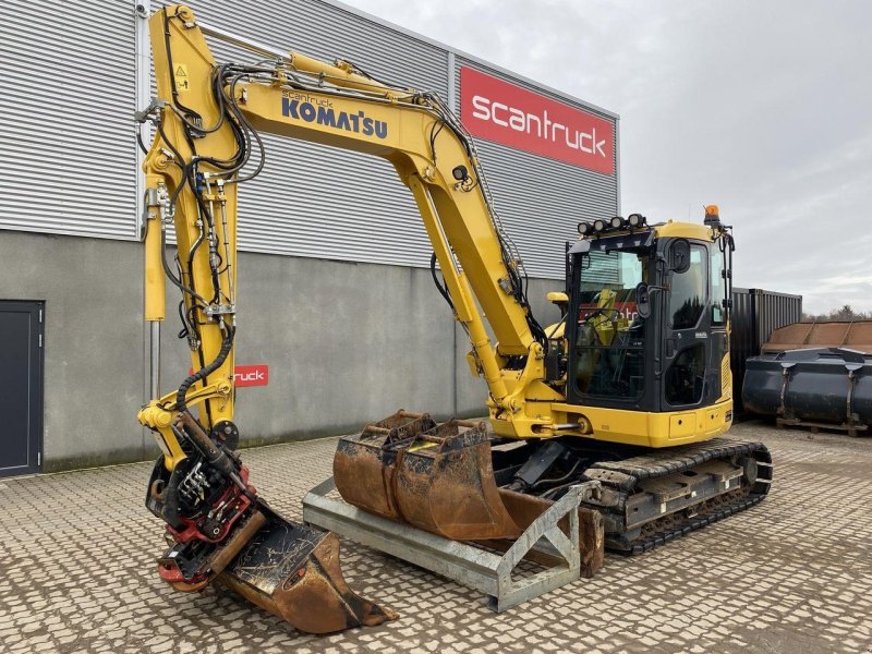 Bagger du type Komatsu PC88MR-10, Gebrauchtmaschine en Skive (Photo 1)