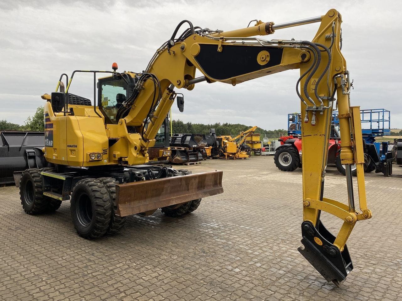 Bagger of the type Komatsu PW118MR-11, Gebrauchtmaschine in Skive (Picture 5)