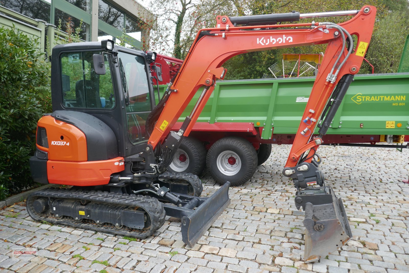 Bagger del tipo Kubota KX 037-4 - 3,7 to - 3,41m Grabtiefe, Gebrauchtmaschine en Dorfen (Imagen 1)