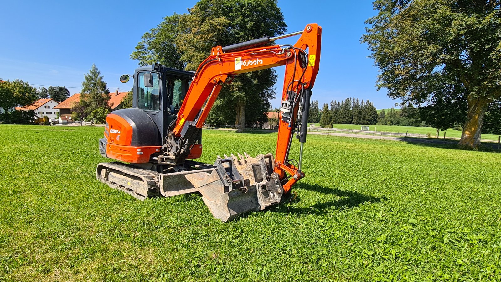 Bagger des Typs Kubota KX 042-4, Gebrauchtmaschine in Nesselwang (Bild 4)