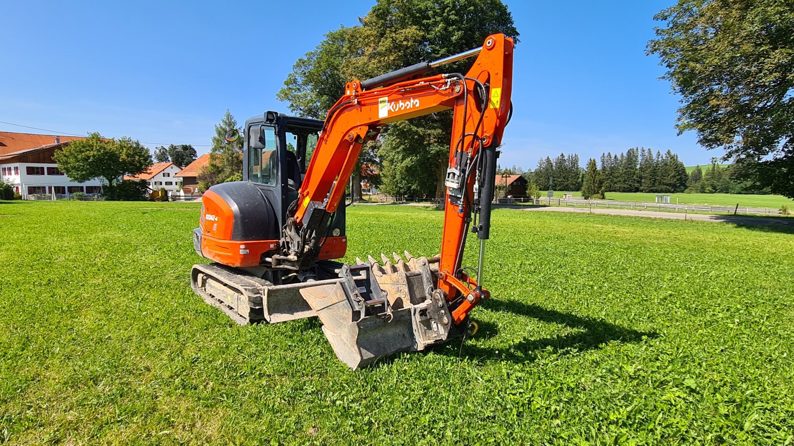 Bagger des Typs Kubota KX 042-4, Gebrauchtmaschine in Nesselwang (Bild 5)