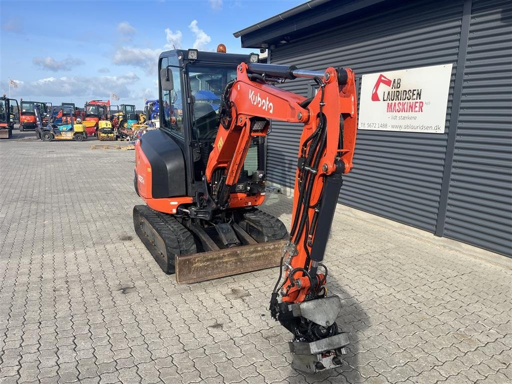 Bagger van het type Kubota kx027-4 Rotortilt + Centralsmørring, Gebrauchtmaschine in Rønnede (Foto 5)