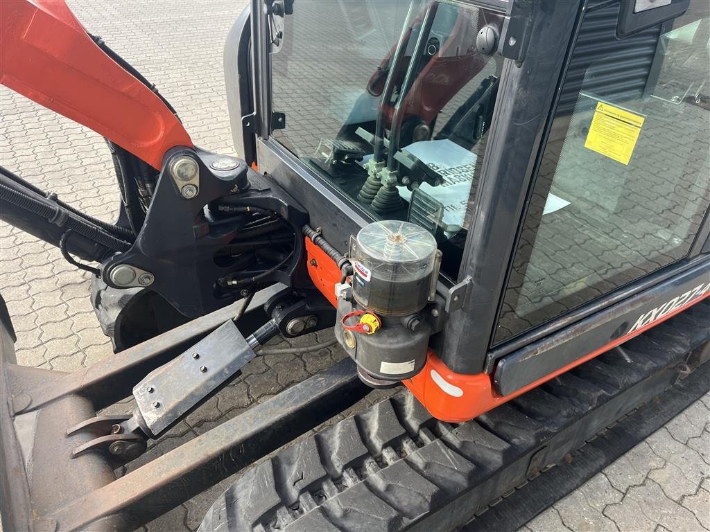 Bagger van het type Kubota kx027-4 Rotortilt + Centralsmørring, Gebrauchtmaschine in Rønnede (Foto 7)