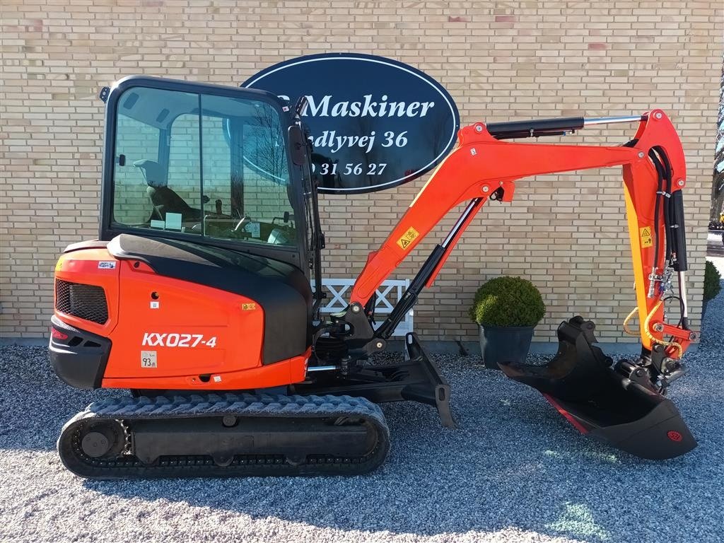 Bagger tip Kubota kx027-4, Gebrauchtmaschine in Fårevejle (Poză 2)