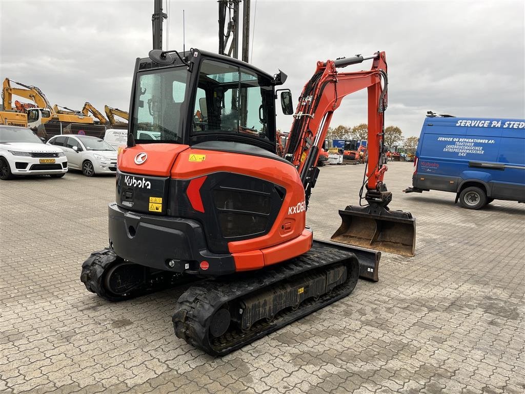 Bagger van het type Kubota KX060-5 Hydraulisk hurtigskifte med kipbar planerskovl., Gebrauchtmaschine in Rønnede (Foto 4)