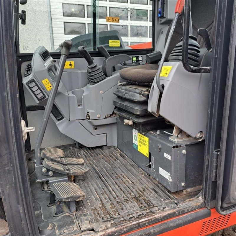 Bagger des Typs Kubota KX080-3alfa, Gebrauchtmaschine in Glostrup (Bild 4)