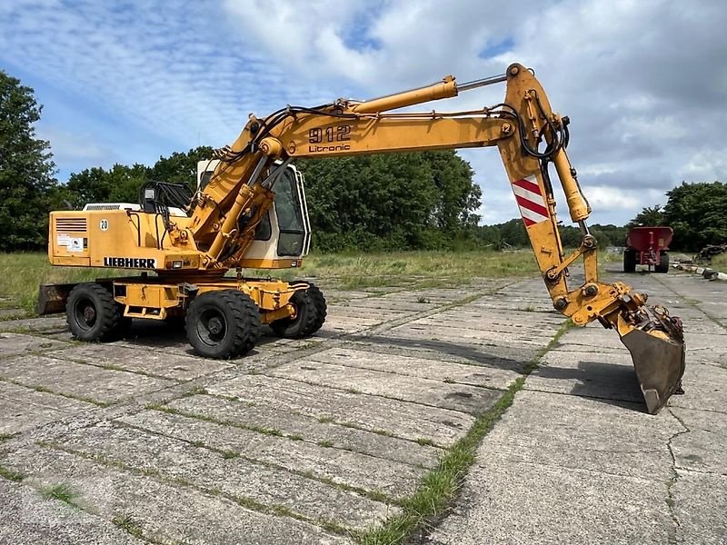 Bagger typu Liebherr A 902 Litronic, Gebrauchtmaschine w Rubenow OT Groß Ernsthof (Zdjęcie 4)