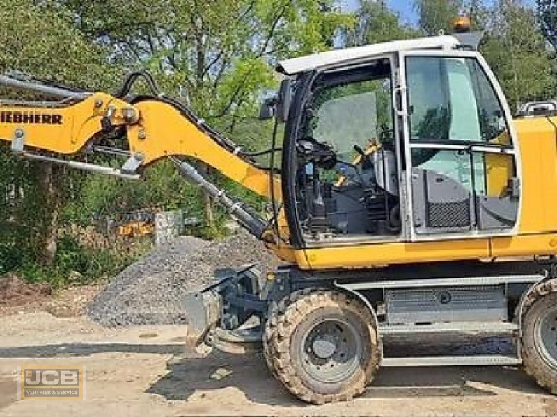 Bagger of the type Liebherr A910 Compact G6.1-D Litronic, Gebrauchtmaschine in Frechen