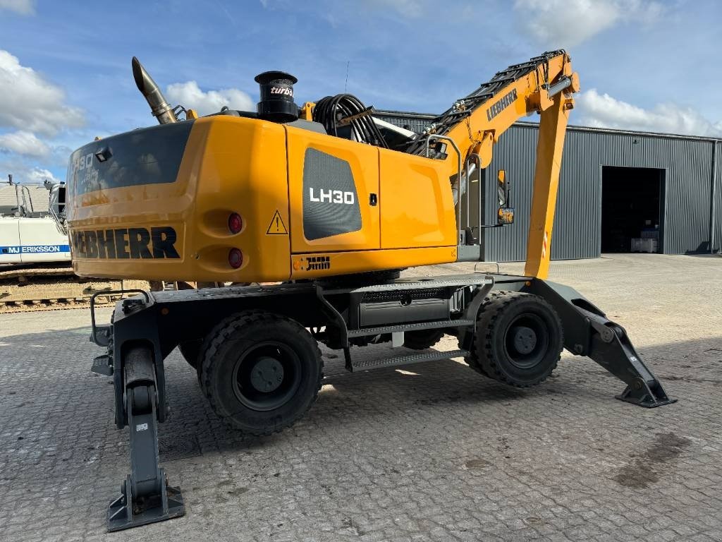 Bagger del tipo Liebherr LH 30 M, Gebrauchtmaschine en Vojens (Imagen 5)