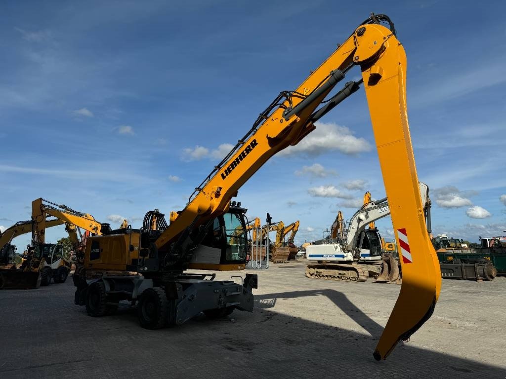 Bagger des Typs Liebherr LH 30 M, Gebrauchtmaschine in Vojens (Bild 4)