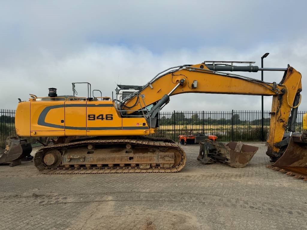 Bagger of the type Liebherr R946, Gebrauchtmaschine in Vojens (Picture 5)