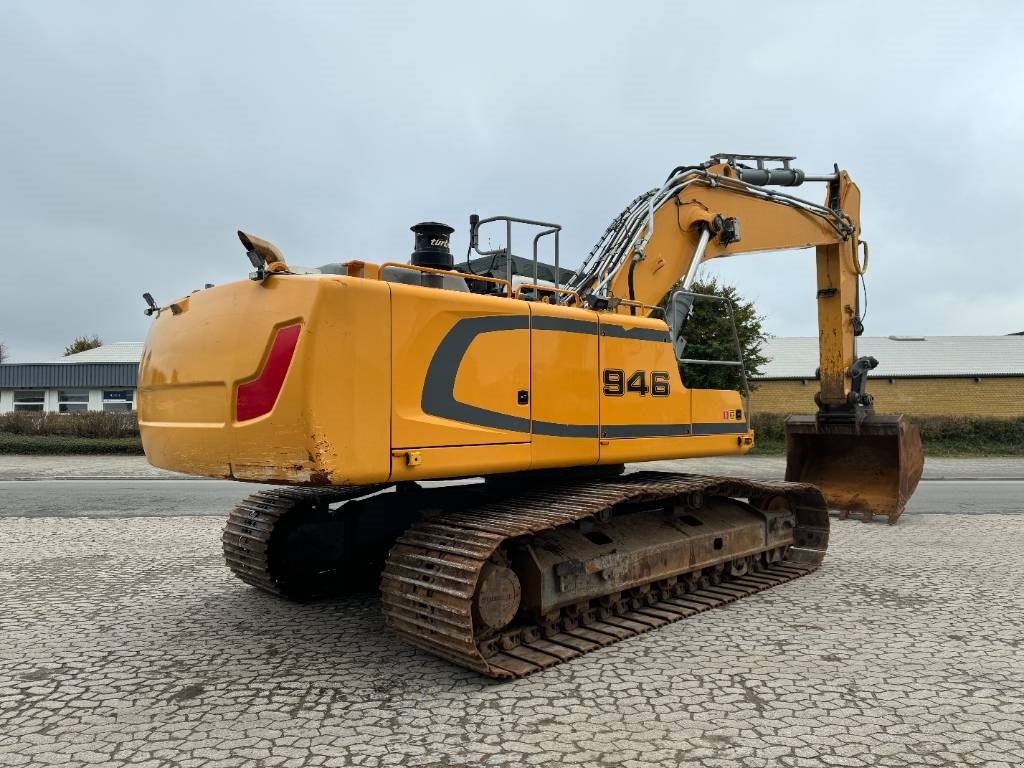 Bagger du type Liebherr R946, Gebrauchtmaschine en Vojens (Photo 4)