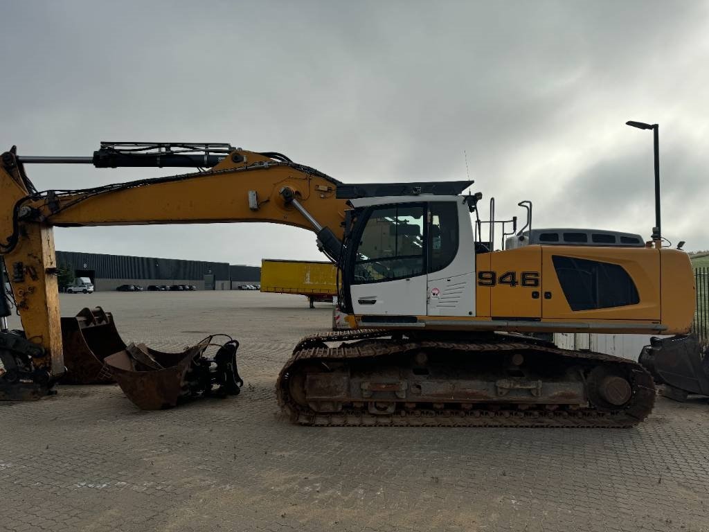 Bagger del tipo Liebherr R946, Gebrauchtmaschine en Vojens (Imagen 2)