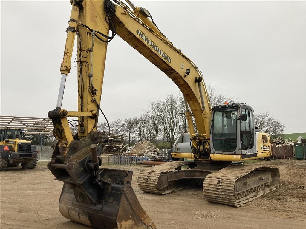 Bagger a típus New Holland E 265 LC Kipbart planerblad og graveskovl, Gebrauchtmaschine ekkor: Roslev (Kép 4)