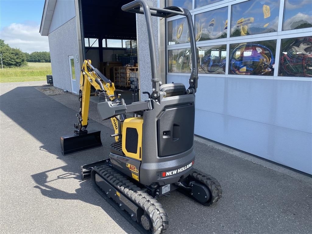 Bagger van het type New Holland E12D ring for info og tilbud, Gebrauchtmaschine in Holstebro (Foto 4)