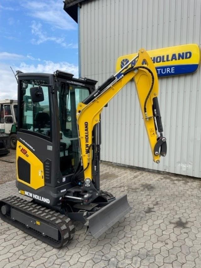 Bagger Türe ait New Holland E19D CAB, Gebrauchtmaschine içinde Rødding (resim 7)