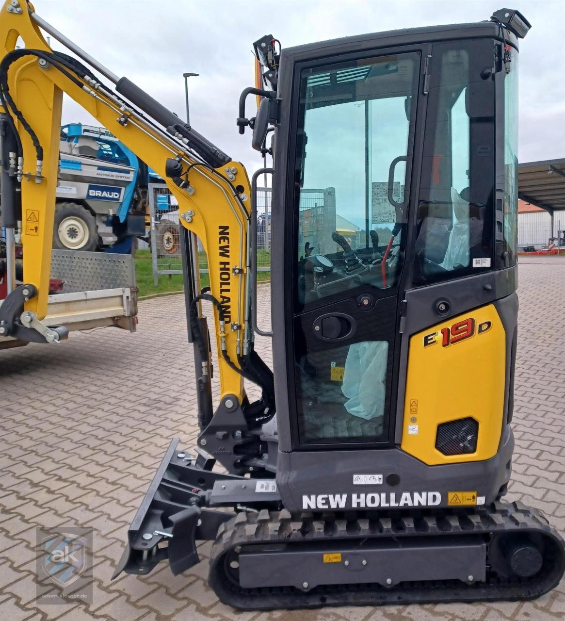 Bagger a típus New Holland E19D, Mietmaschine ekkor: Mörstadt (Kép 1)