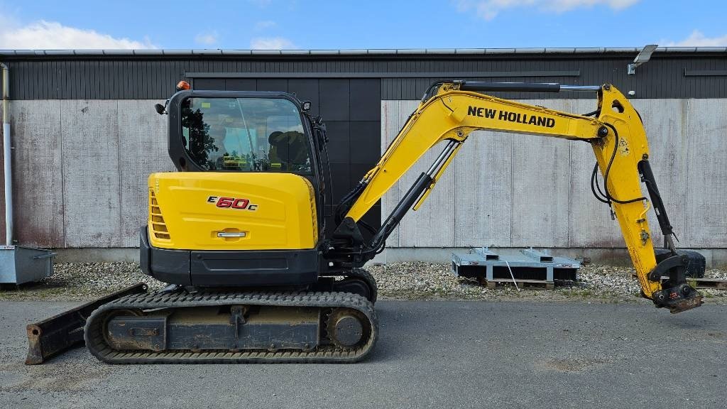 Bagger от тип New Holland E60C, Gebrauchtmaschine в Ringe (Снимка 7)