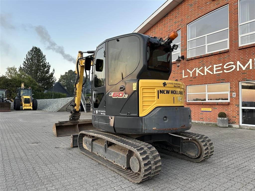 Bagger des Typs New Holland E60C, Gebrauchtmaschine in Gjerlev J. (Bild 7)