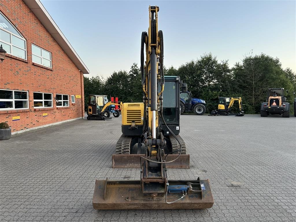 Bagger tip New Holland E60C, Gebrauchtmaschine in Gjerlev J. (Poză 3)