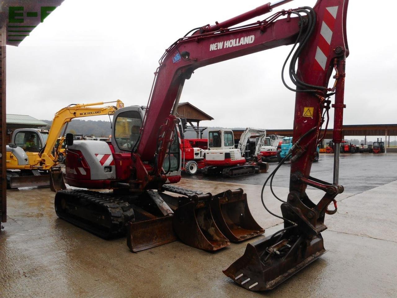 Bagger van het type New Holland e80 - 1es ( 8.010kg ) 3 löffel, Gebrauchtmaschine in ST. NIKOLAI/DR. (Foto 4)