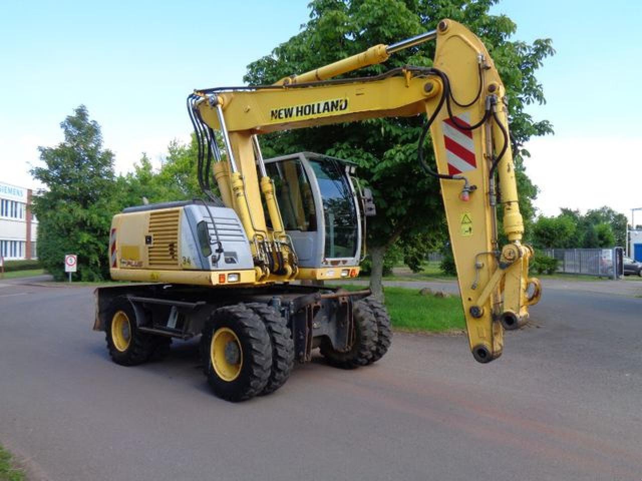 Bagger του τύπου New Holland MH Plus, Gebrauchtmaschine σε Könnern (Φωτογραφία 3)