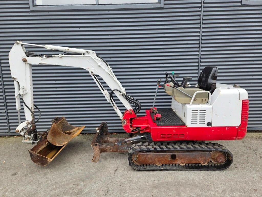 Bagger of the type Takeuchi TB 016, Gebrauchtmaschine in Fårevejle (Picture 5)