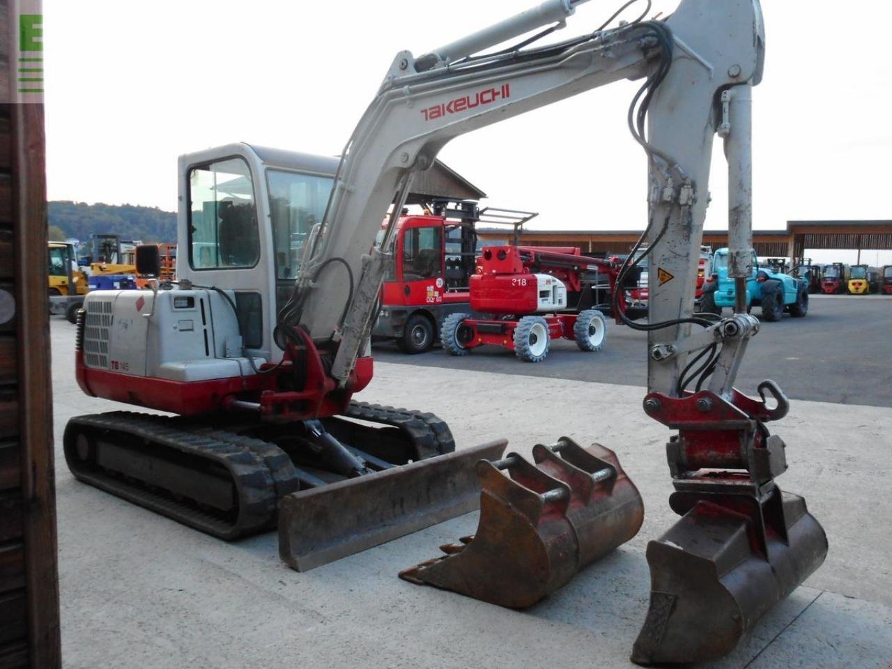 Bagger типа Takeuchi tb 145 mit powertilt + hydr. sw + 3 löffel, Gebrauchtmaschine в ST. NIKOLAI/DR. (Фотография 5)