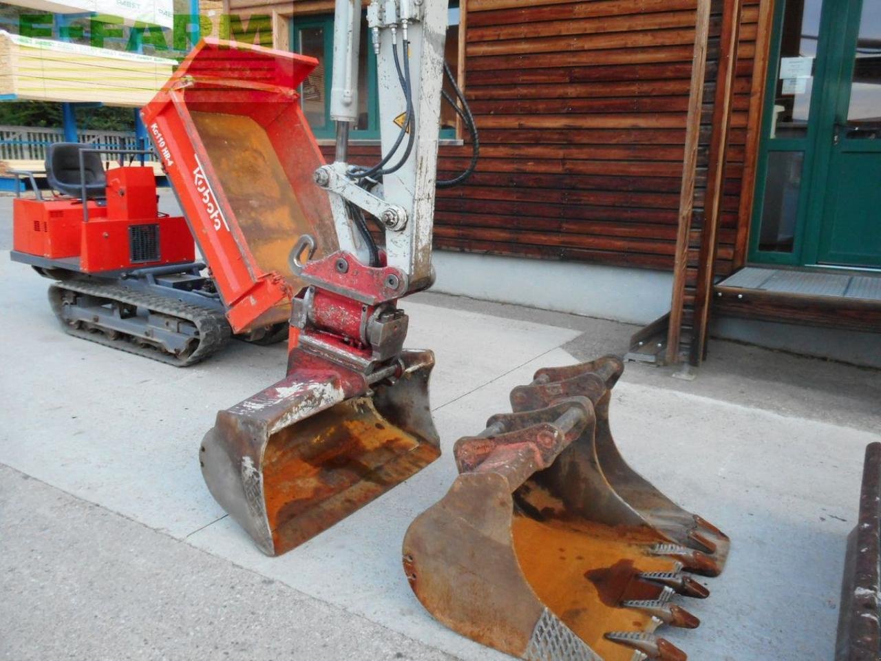 Bagger typu Takeuchi tb 145 mit powertilt + hydr. sw + 3 löffel, Gebrauchtmaschine v ST. NIKOLAI/DR. (Obrázok 11)