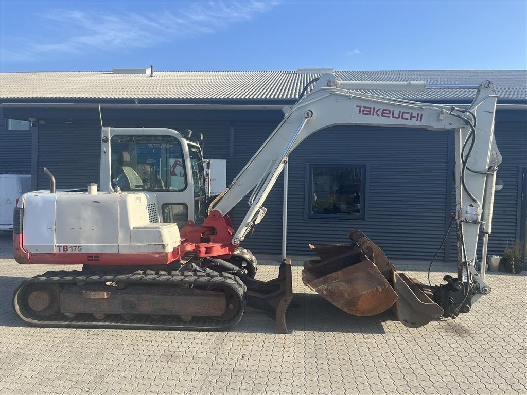 Bagger tip Takeuchi TB 175 Hydraulisk skifte og 4 skovle., Gebrauchtmaschine in Rønnede (Poză 1)