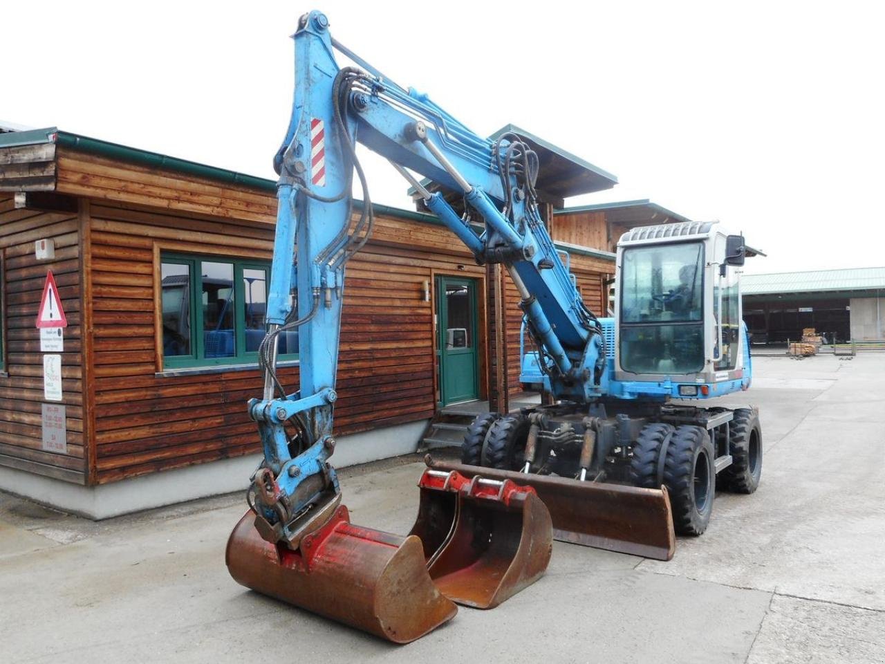 Bagger tip Takeuchi tb 175 mit powertilt + hydr. sw + 3 löffel, Gebrauchtmaschine in ST. NIKOLAI/DR. (Poză 2)