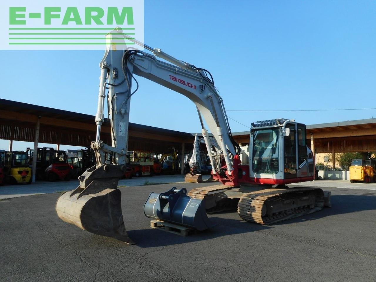 Bagger Türe ait Takeuchi tb 2150 ( 15.095kg ) mit schwenkarm, Gebrauchtmaschine içinde ST. NIKOLAI/DR. (resim 2)