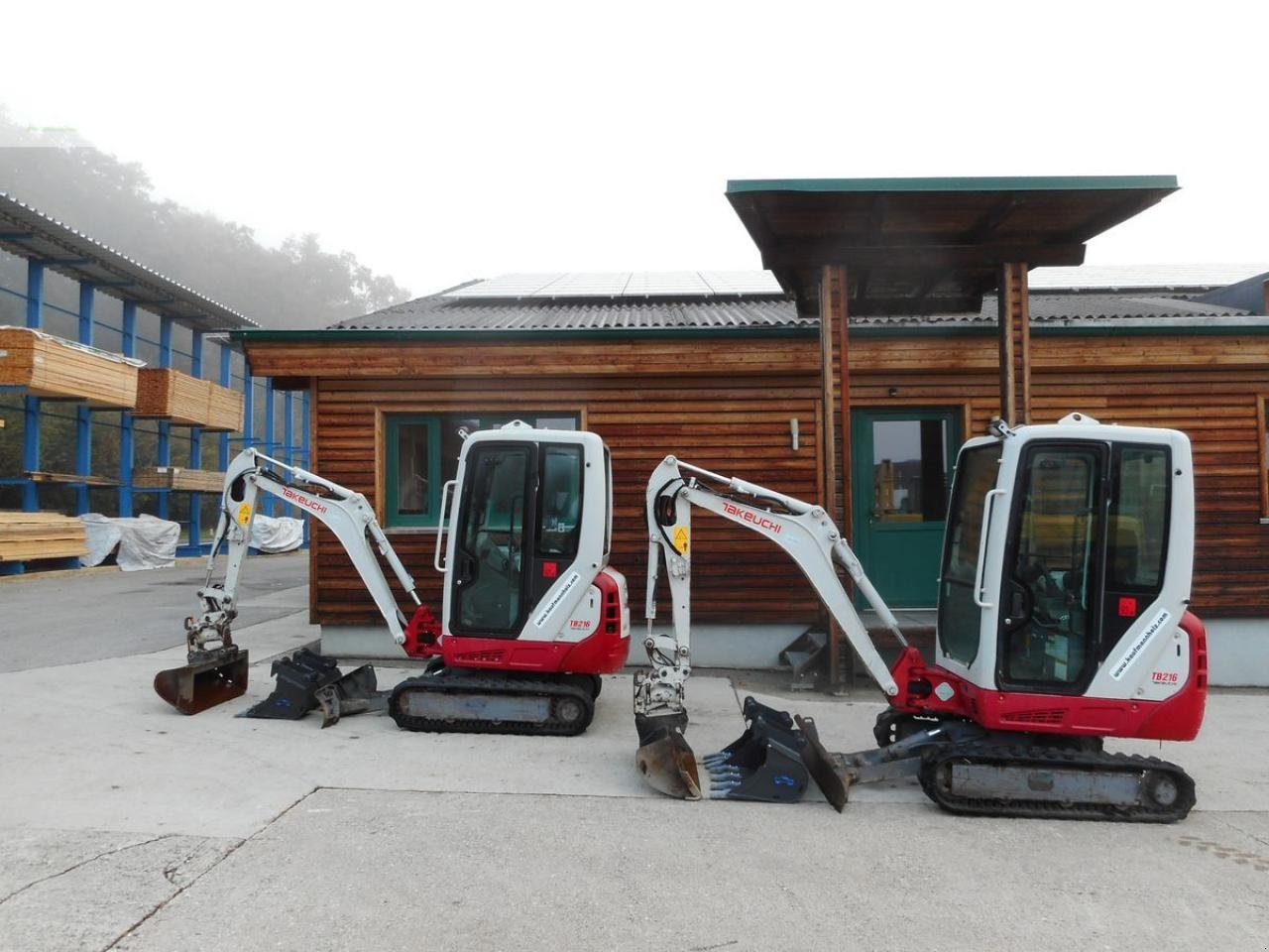 Bagger des Typs Takeuchi tb 216 ( 1.865kg ) mit powertilt u. hydr. sw u., Gebrauchtmaschine in ST. NIKOLAI/DR. (Bild 1)