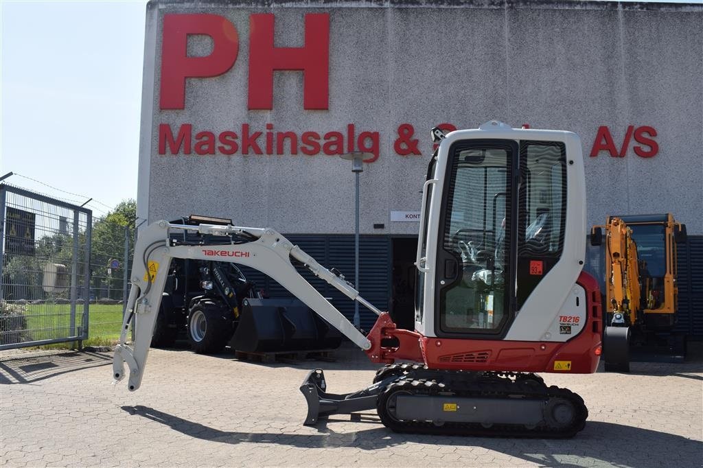 Bagger typu Takeuchi TB 216 DEMO 2023 MODEL, Gebrauchtmaschine w Fredensborg (Zdjęcie 2)